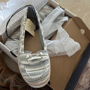 St John’s Bay flex form brand new